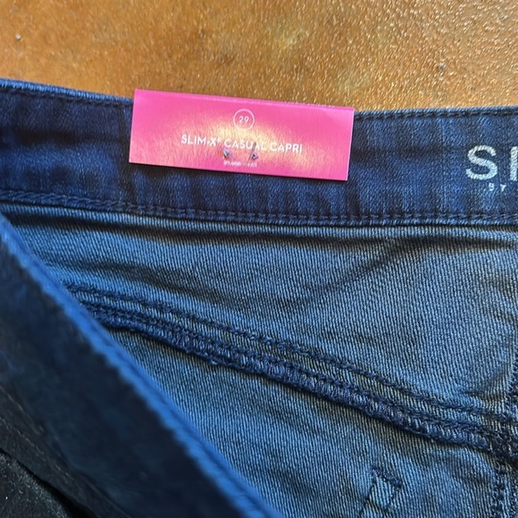 SPANX Women's Dark Blue Capri Jeans - Picture 4 of 6